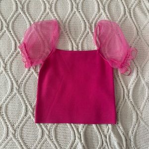 NWOT hot pink puffed sleeve top